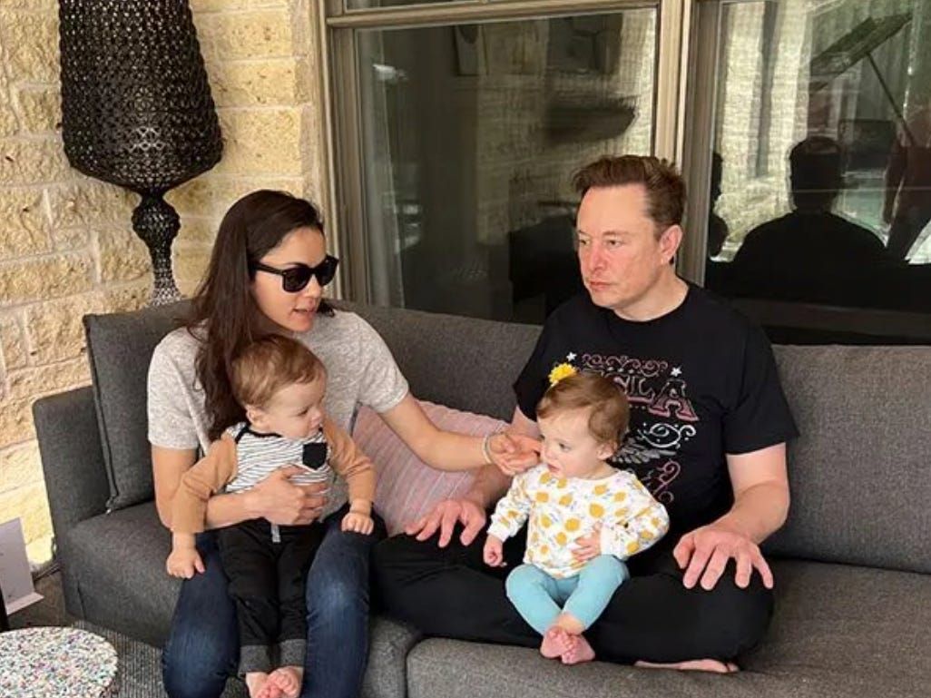 Who is Shivon Zilis? Meet the Elon Musk exec who's set to testify on his behalf. Fonte: Business Insider