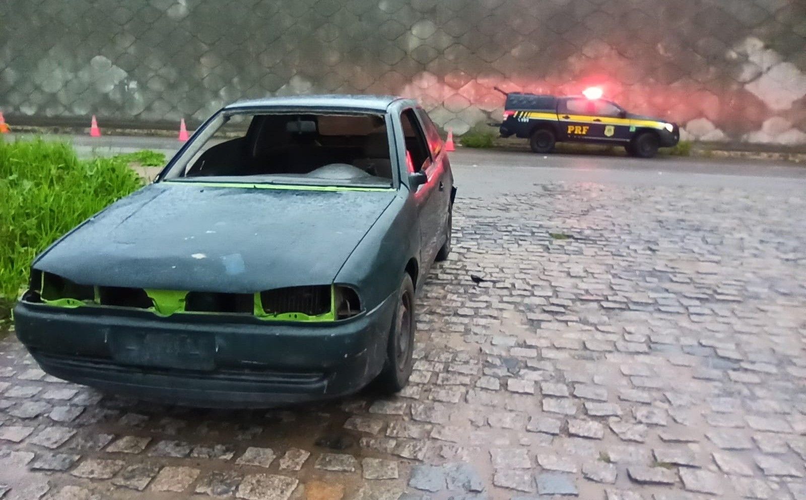 Apreensão de Veículo Impróprio para Circulação na BR-101