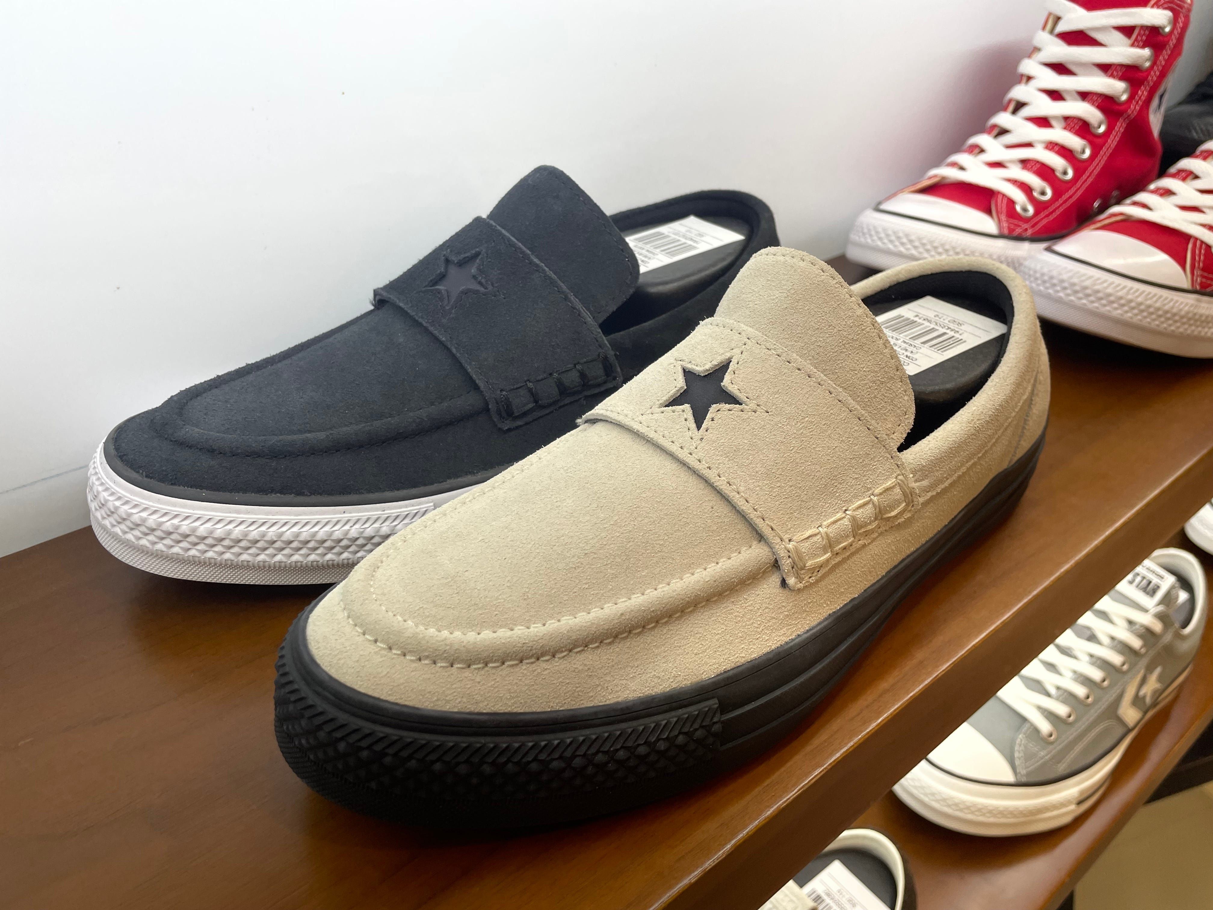 Converse aposta na tendência de híbridos entre tênis e loafers com o All-Star Coinloafer.; Reprodução: Business Insider