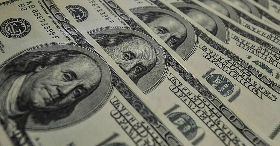 Dólar apresenta queda após declarações dos EUA