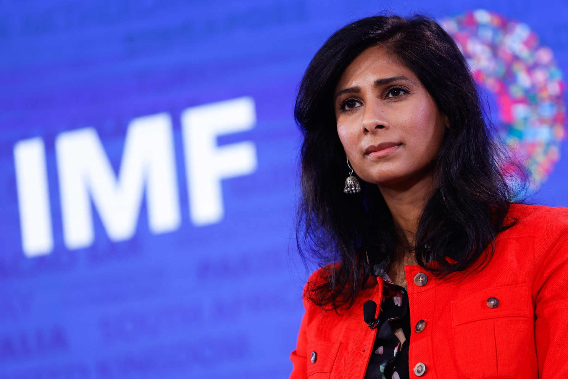 Gita Gopinath destaca crescimento constante da dívida dos EUA em entrevista ao 'Financial Times'. Reprodução: Globo