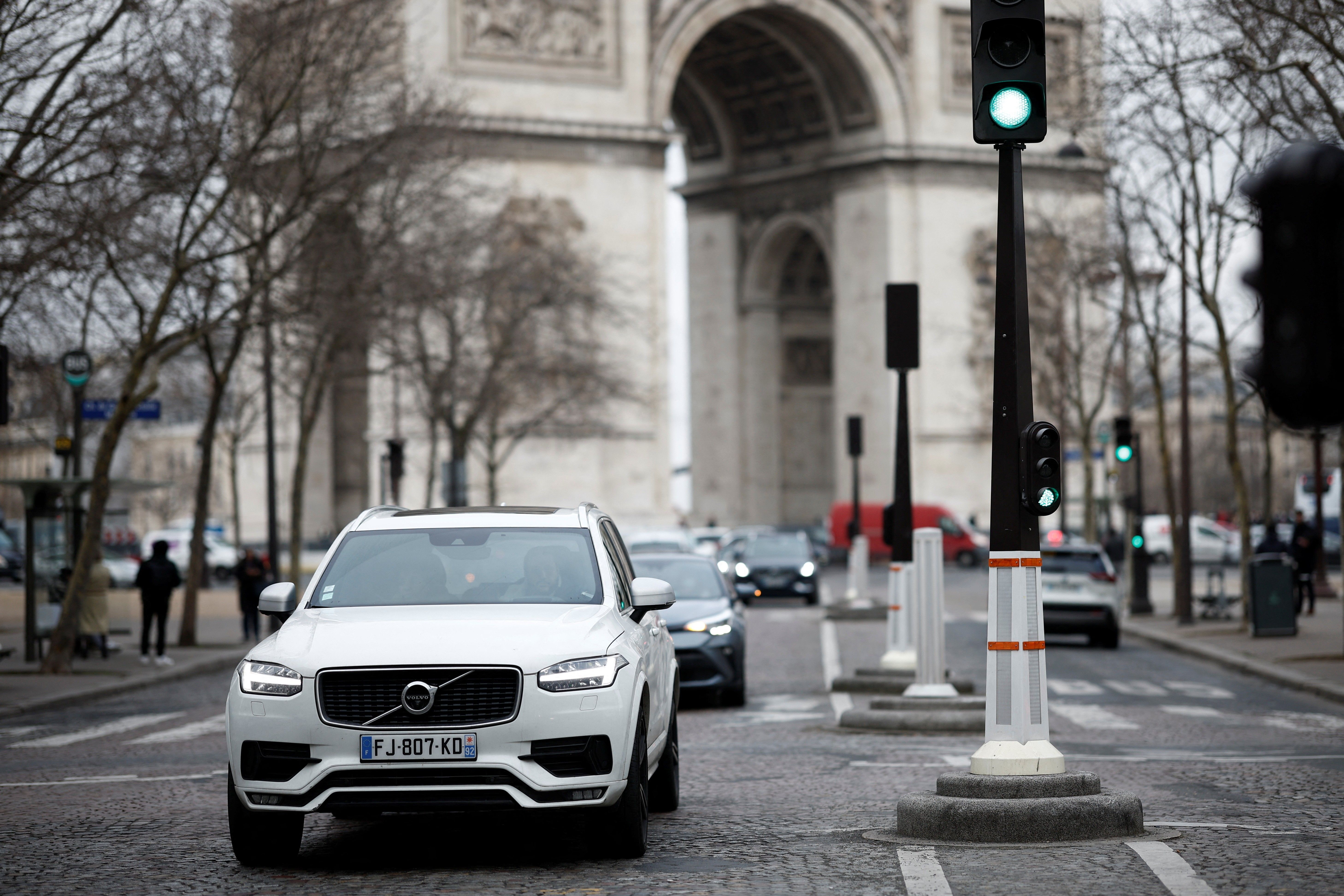 Paris avança rumo a uma cidade sem carros