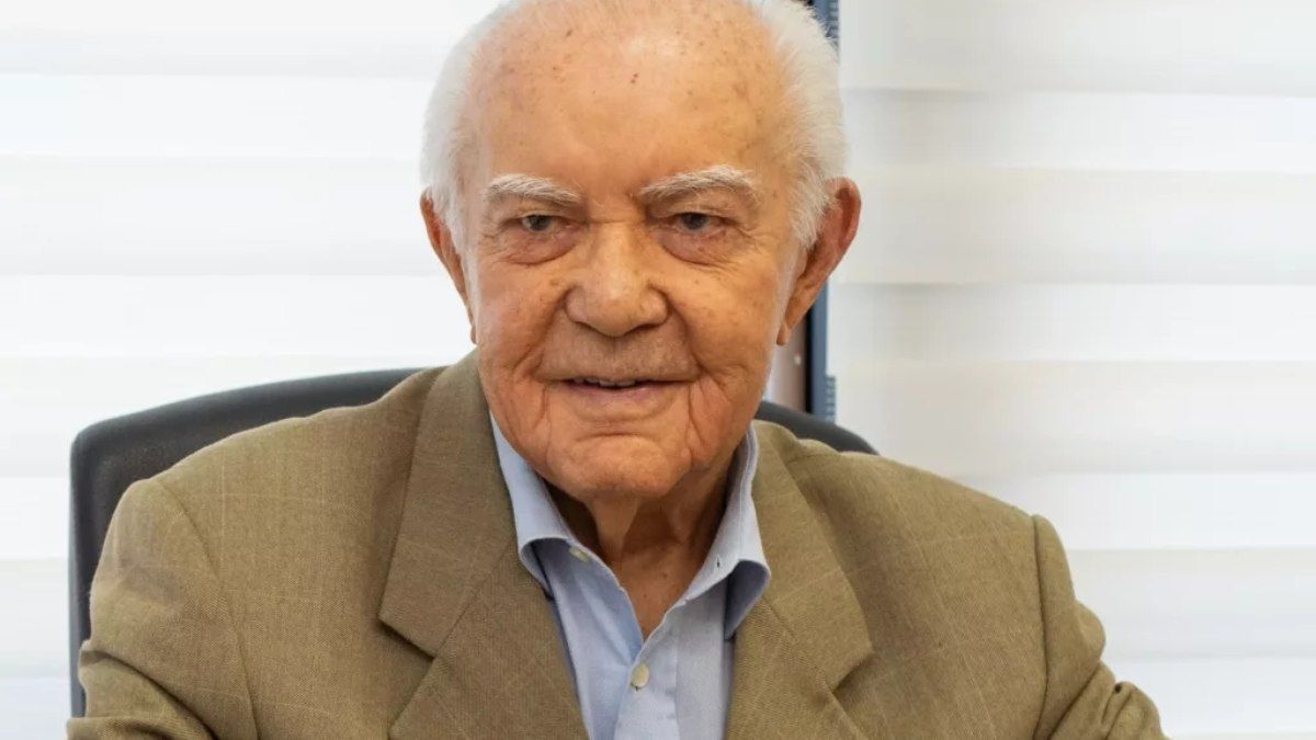 Dr. Francisco Pinheiro Rocha Morre aos 95 Anos em Brasília