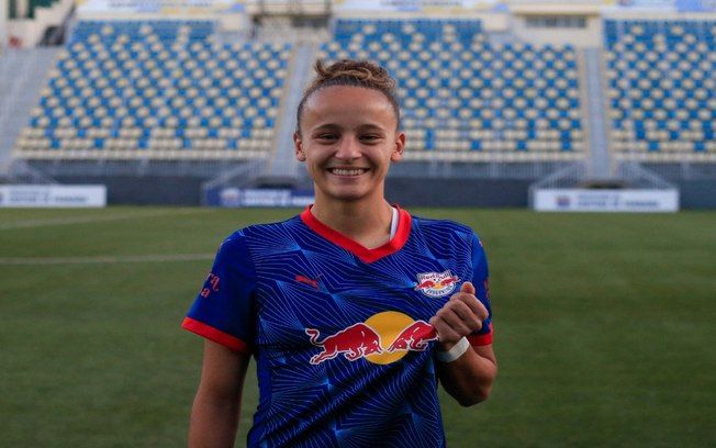 Paulina, atacante argentina, se destaca no Bragantino com impressionantes 27 gols em sua carreira. Reprodução: Fernando Roberto/ Red Bull Bragantino