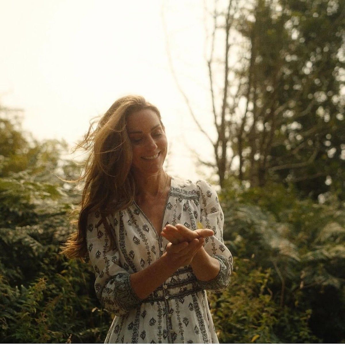 Jornalista enfrenta câncer raro e alerta sobre detecção precoce