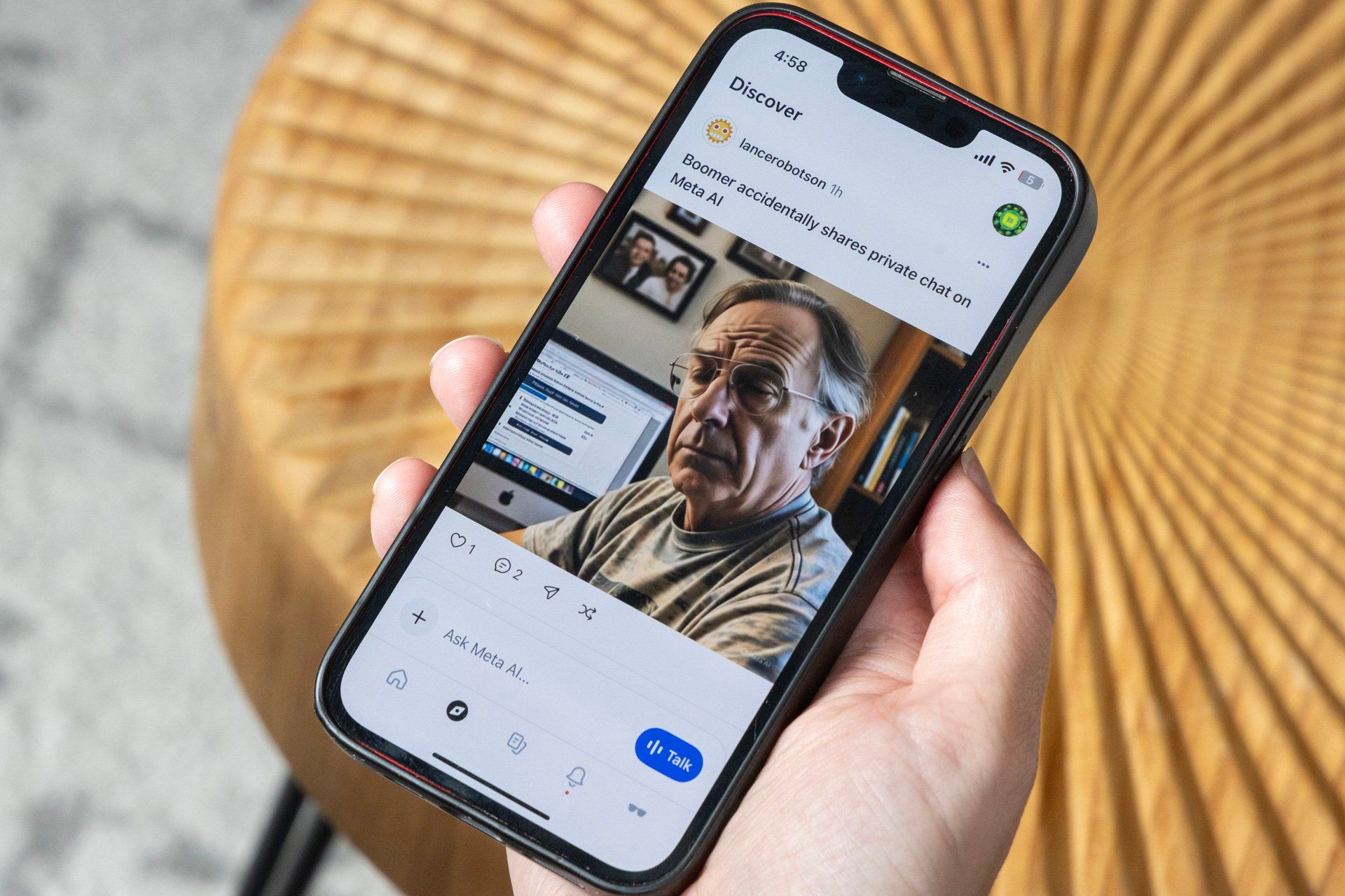 Meta AI revela todos os prompts dos usuários na aba Discovery. Reprodução: Gizmodo