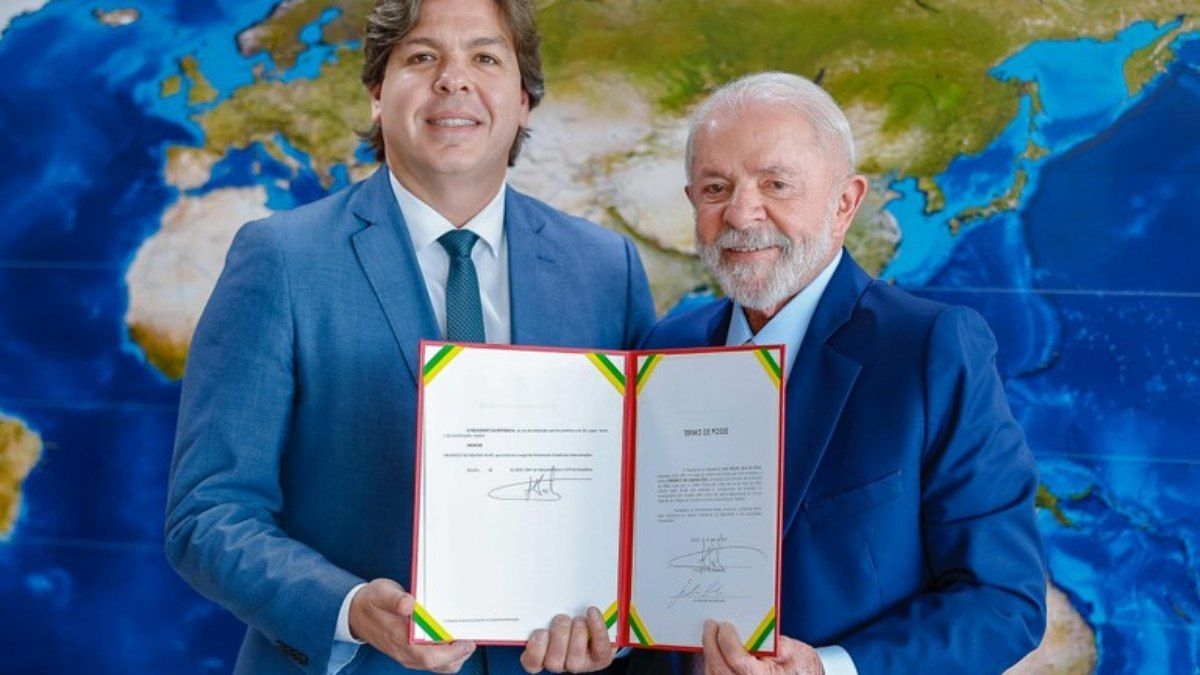 Lula empossa ex-Telebras em cerimônia oficial. Reprodução: CNN Brasil