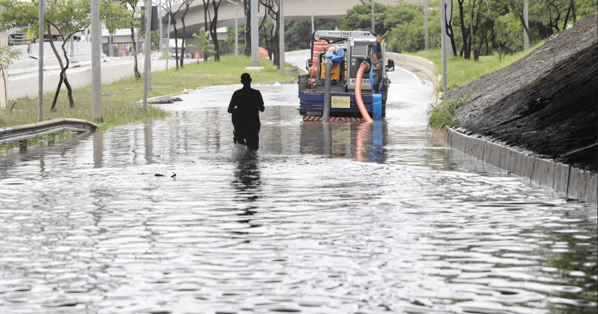 Motorista de aplicativo morre afogado em alagamento em SP