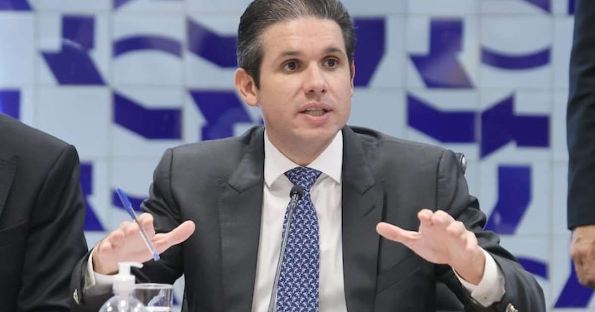 Câmara aprova projetos em rápida votação sob Motta