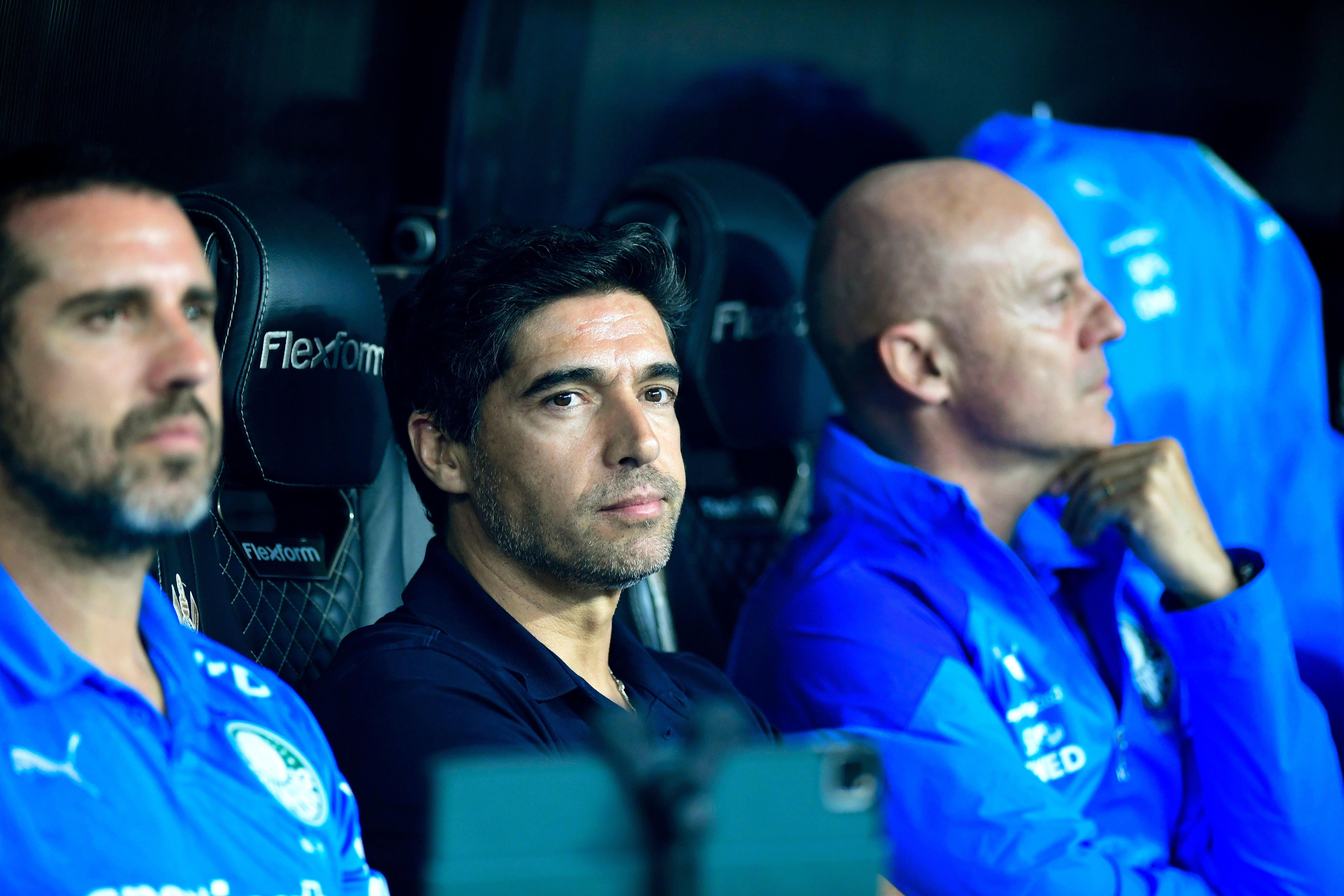 Abel elogia a eficácia do Palmeiras no Dérbi e chegada de Arias.. Reprodução: Ge