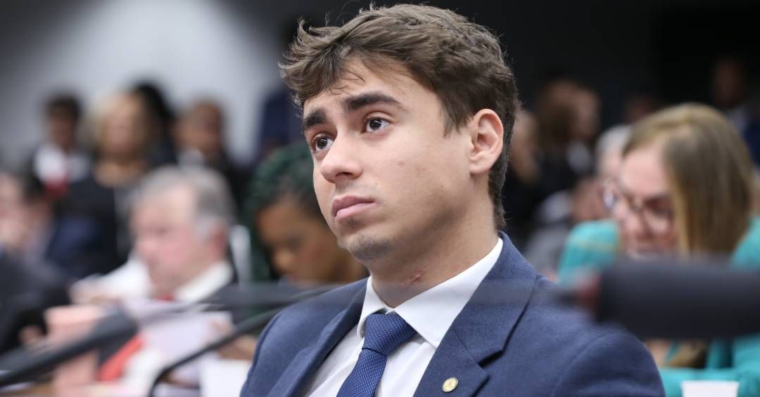 Nikolas Ferreira, deputado federal mais votado, avalia futuro político e reeleição em Minas. Reprodução: Veja