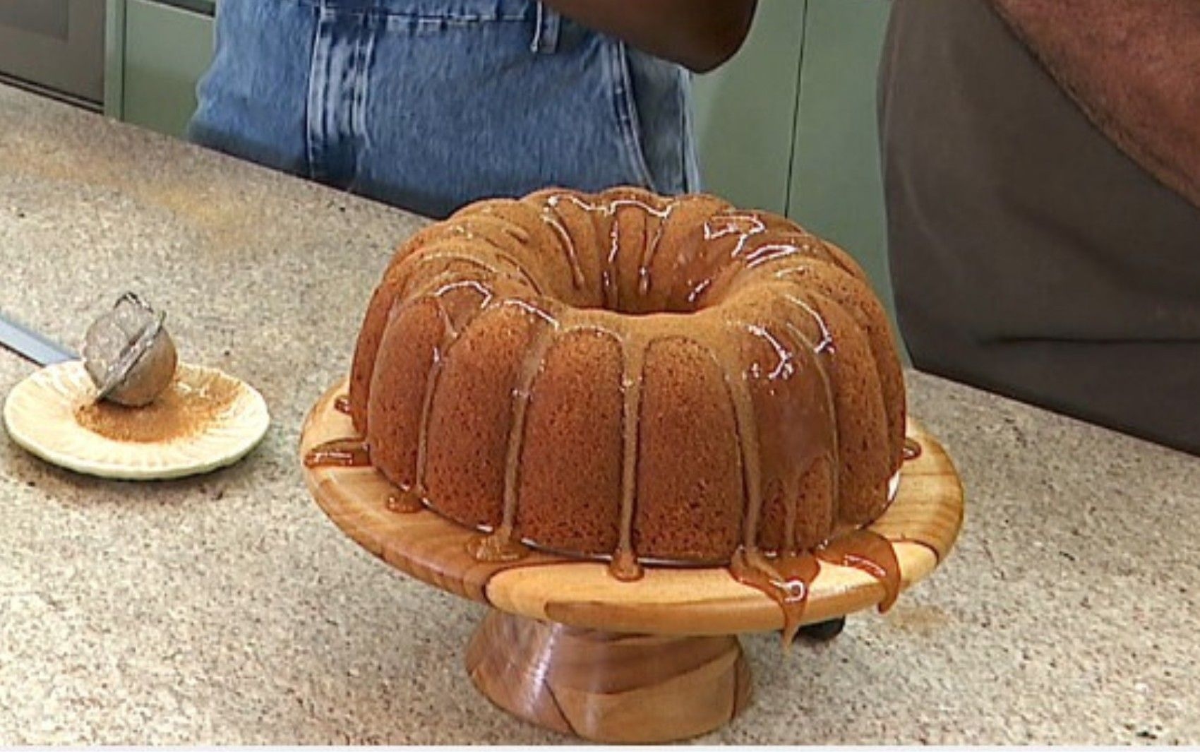 Receita de bolo mágico da novela 'A Dona do Pedaço' tem custo acessível e serve 12 pessoas. Reprodução: Globo