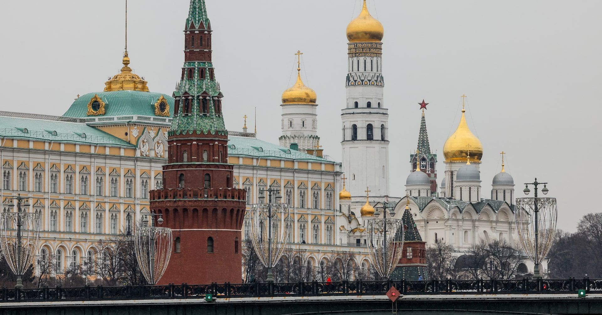 Kremlin comenta satisfação com posição dos EUA sobre a NATO e Ucrânia. Reprodução: Reuters