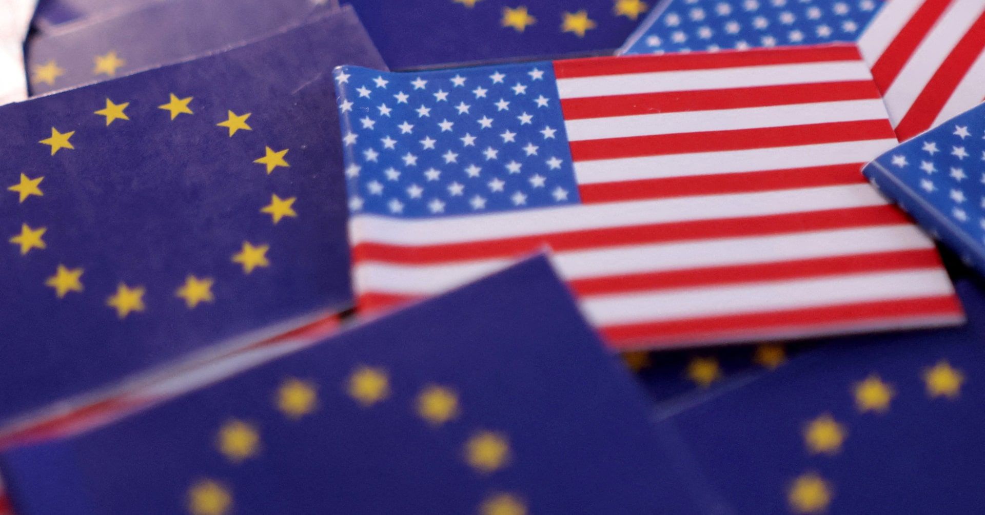 Ministros da União Europeia discutem remoção de tarifas impostas por Trump. Reprodução: Reuters