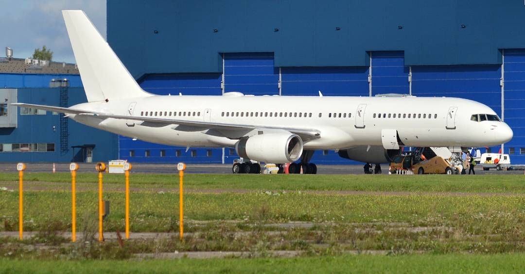 Aeronave da Força Aérea dos EUA pousa em Porto Alegre e transporta diplomatas. Reprodução: Veja