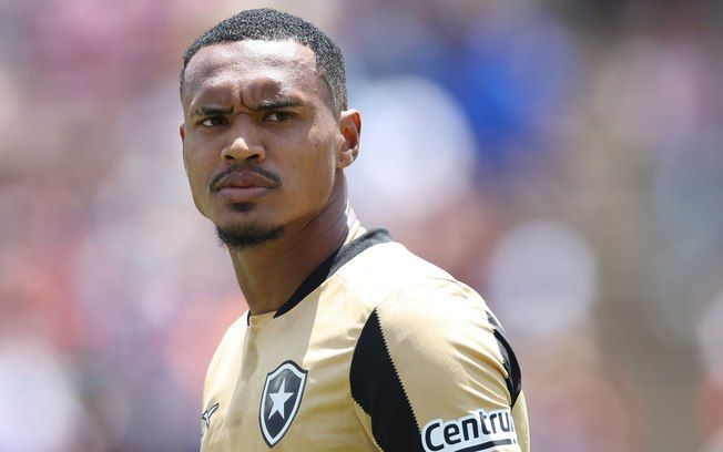 Goleiro John do Botafogo próximo de transferência para o West Ham após destaque na equipe. Reprodução: Fabrizio Romano