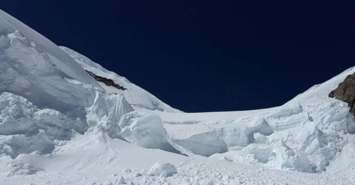 Homem sobrevive a avalanche impressionante nos EUA