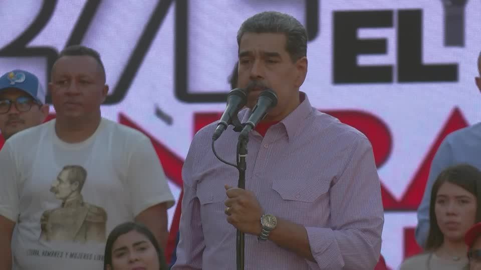 Maduro afirma que não se renderá às sanções americanas