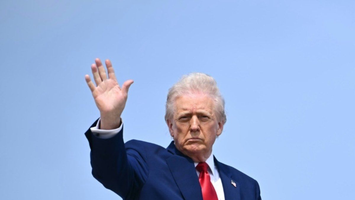 Donald Trump pode repreender Volodimir Zelensky e ameaçar com ações drásticas. Reprodução: AFP