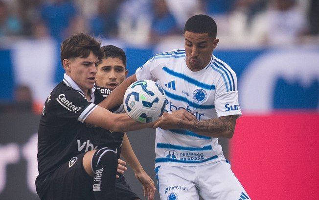 Cruzeiro conquista vitória sobre o Botafogo com gols de Christian e Matheus Pereira.; Reprodução: Rodrigo Ferreira/Cruzeiro