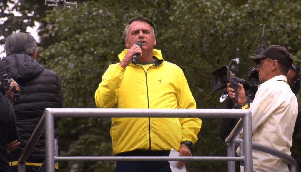 Ex-presidente fala em manifestação por anistia em São Paulo. Reprodução: CNN Brasil