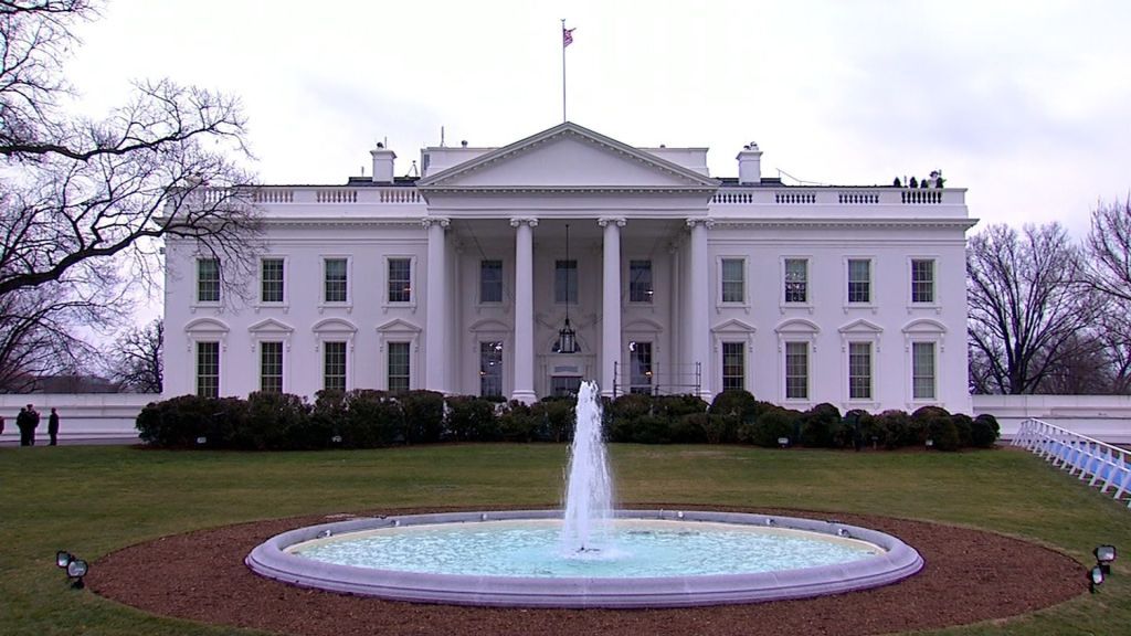 Homem armado é baleado perto da Casa Branca