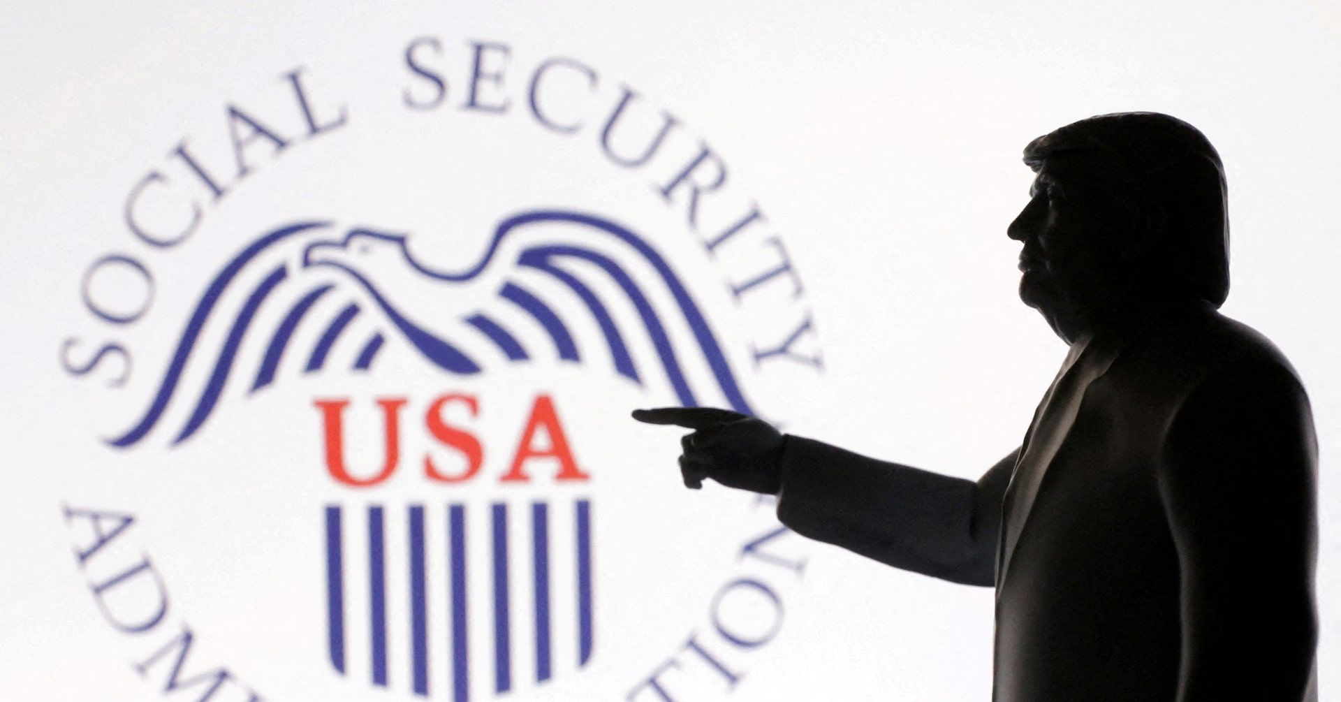 Oposição critica possível demissão de servidores da Administração da Previdência Social. Reprodução: Reuters