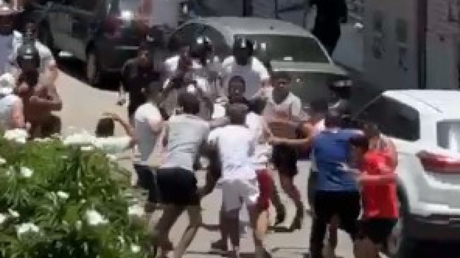 Conflito entre torcidas leva a detenções antes do Clássico-Rei