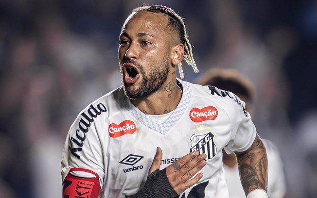 Neymar brilha com gol decisivo no retorno ao Santos na 14ª rodada do Brasileirão.; Reprodução: Raul Baretta / Santos