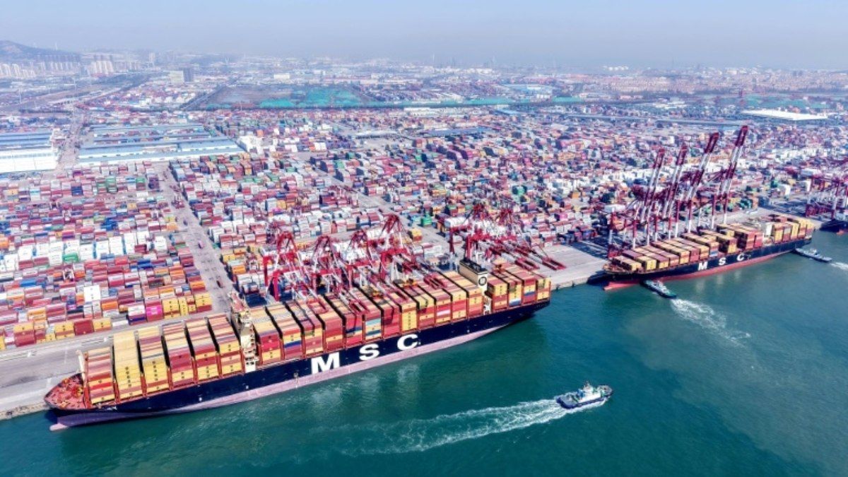 Crescimento econômico da China atinge 5,4% no primeiro trimestre, superando expectativas. Reprodução: AFP