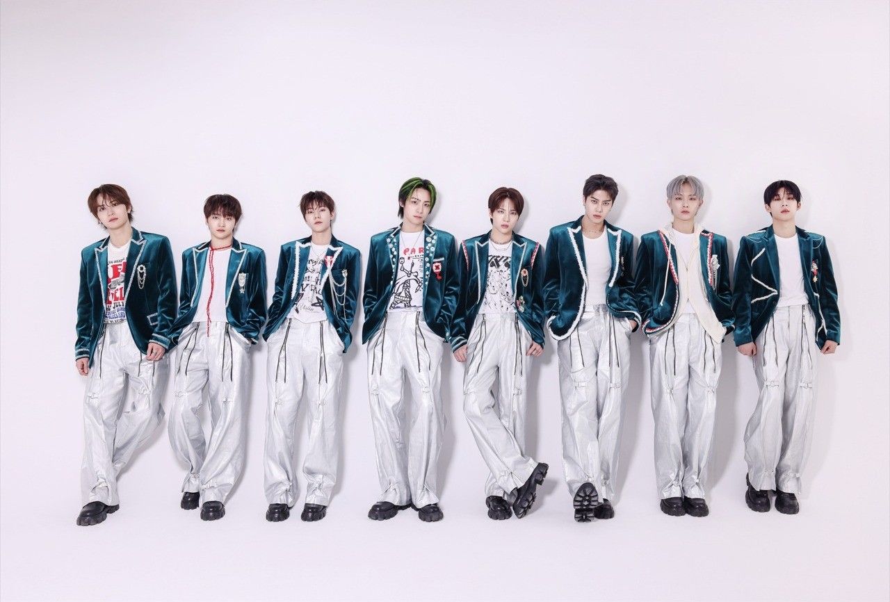 Integrantes da banda NTX chegam ao Brasil para uma série de shows, começando em Curitiba. Reprodução: Globo