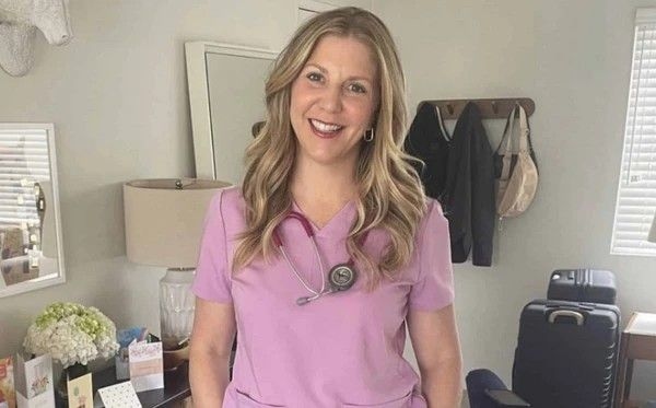 Julie McFadden compartilha sinais do processo de morte em vídeo didático para familiares e cuidadores. Reprodução: Globo