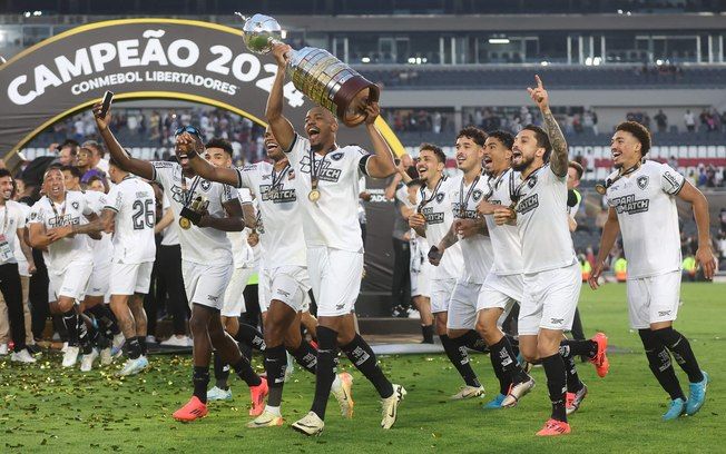 Botafogo celebra conquista da Libertadores 2024, apesar de prejuízo financeiro significativo. Reprodução: iG Esporte