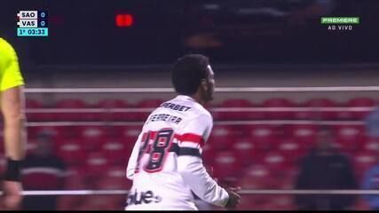Lucas Ferreira treina no São Paulo, próximo de ser vendido ao Shakhtar Donetsk. Reprodução: Globo.