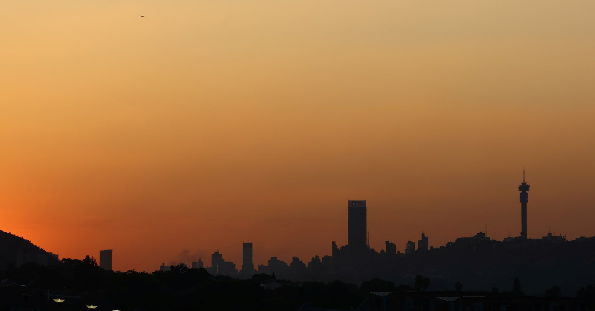 Investidores apostam na recuperação das reformas econômicas na África do Sul, apesar da instabilidade política.; Reprodução: Reuters