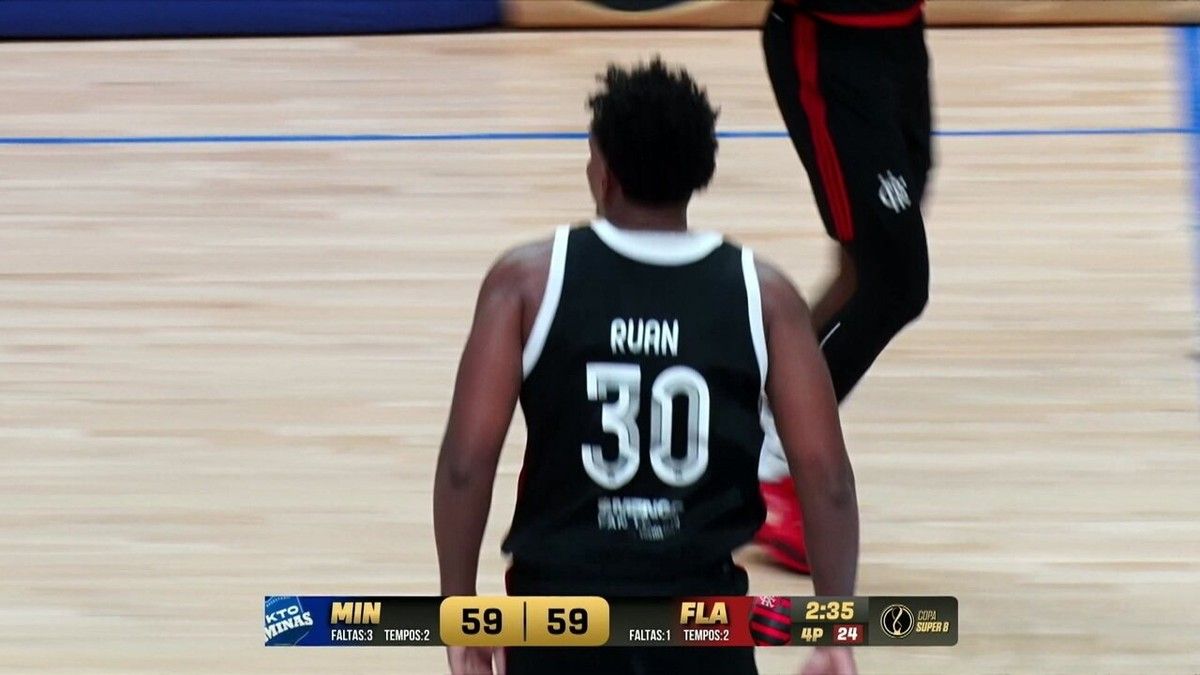 Flamengo conquista quarta Copa Super 8 após virada