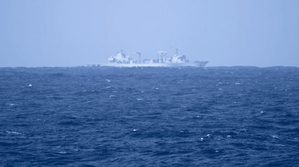 Navios de guerra chineses geram preocupação em aliados dos EUA