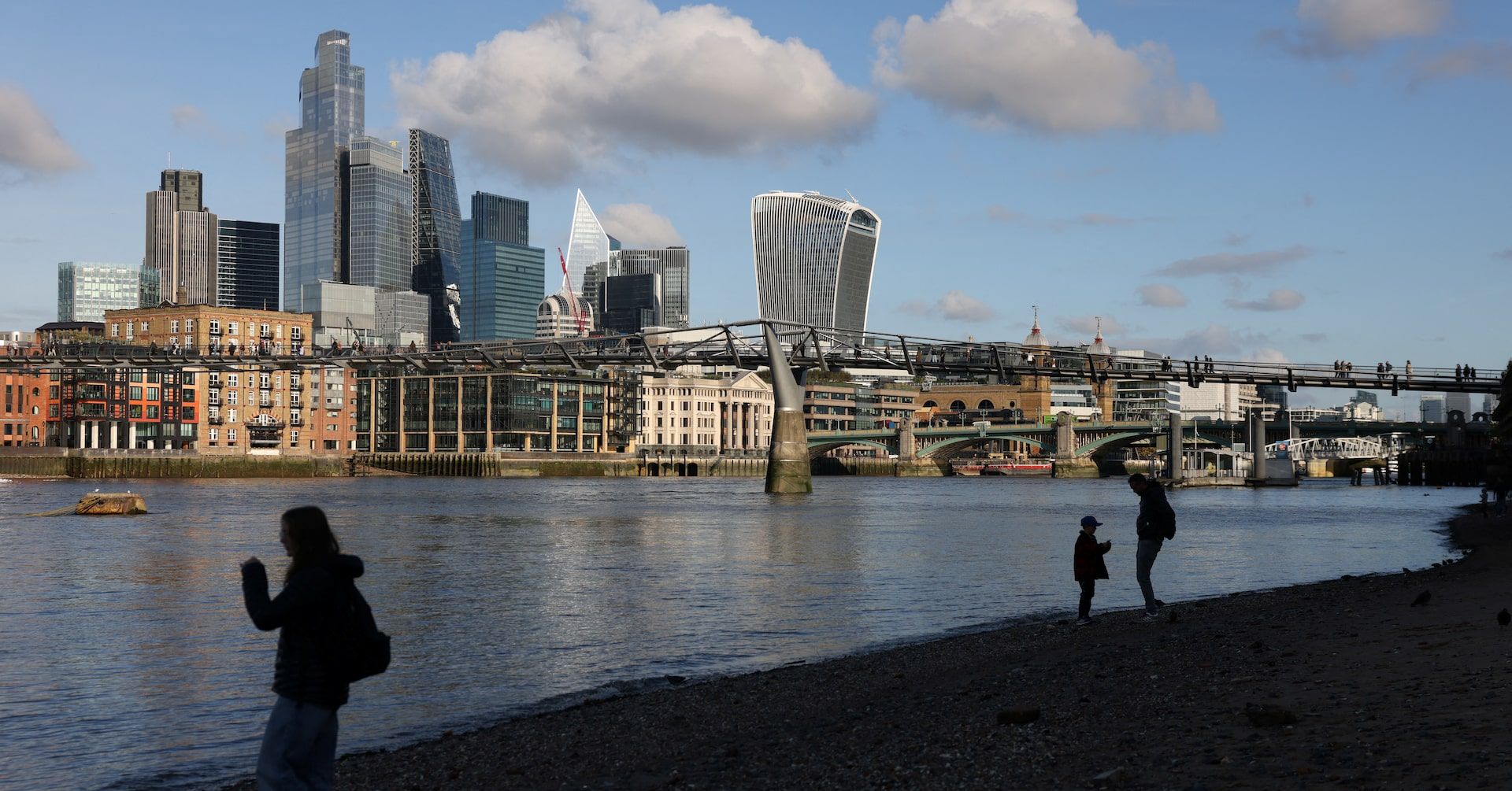 Novo Túnel do Tâmisa Promete Revolucionar Transporte Britânico
