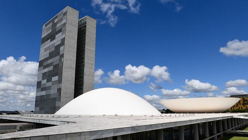 Presidente Hugo Motta enfrenta dificuldades na aprovação de pauta no Senado. Legenda da imagem. Reprodução: CNN Brasil