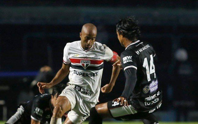 Cavalaria do São Paulo sai do banco e garante a vitória. Reprodução: Esporte