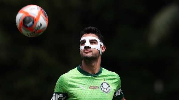 Palmeiras deixa Flaco López fora do jogo contra Corinthians