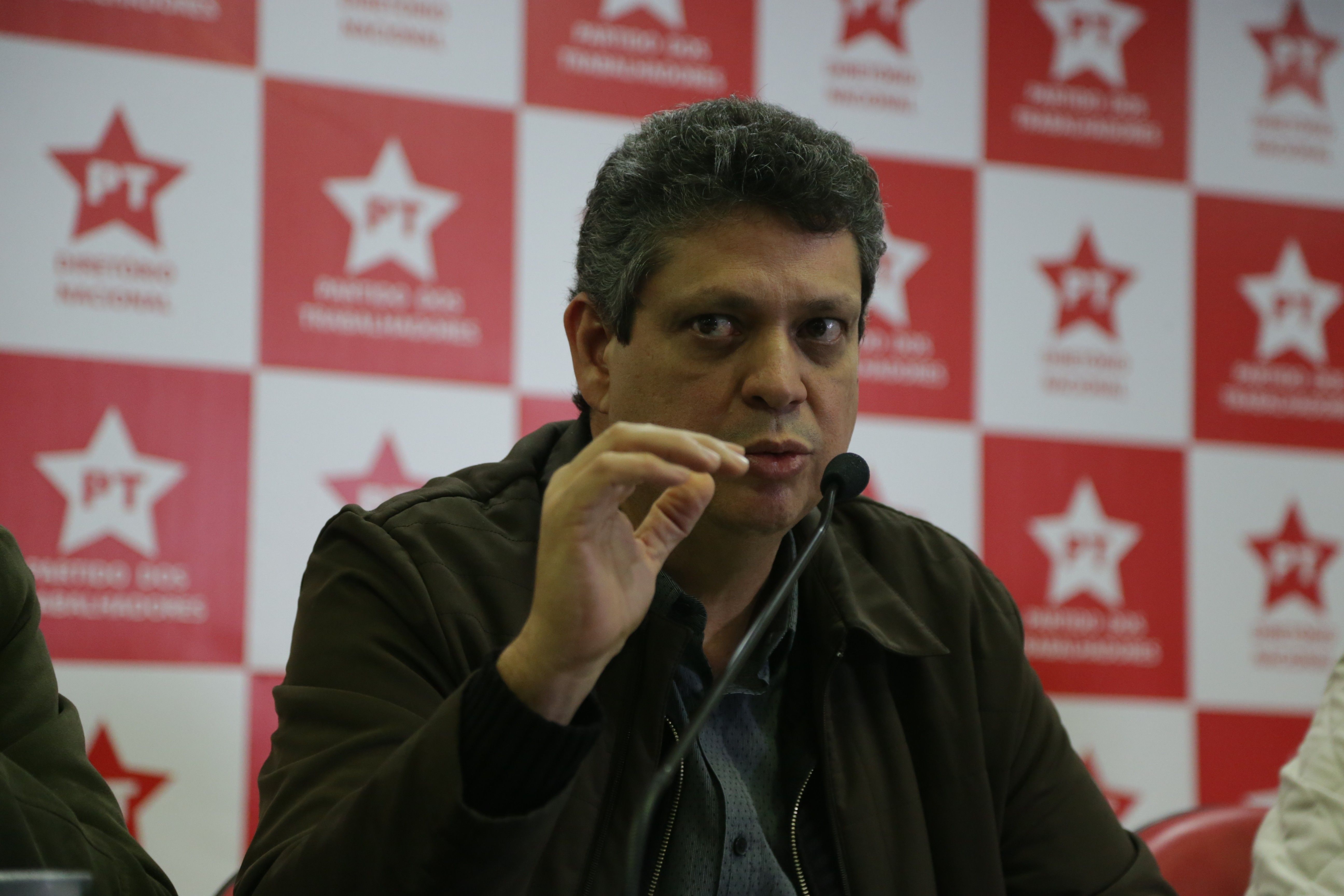 Lula convida Guilherme Boulos para assumir Secretaria-Geral, mas Márcio Macedo ainda não foi informado. Reprodução: Globo