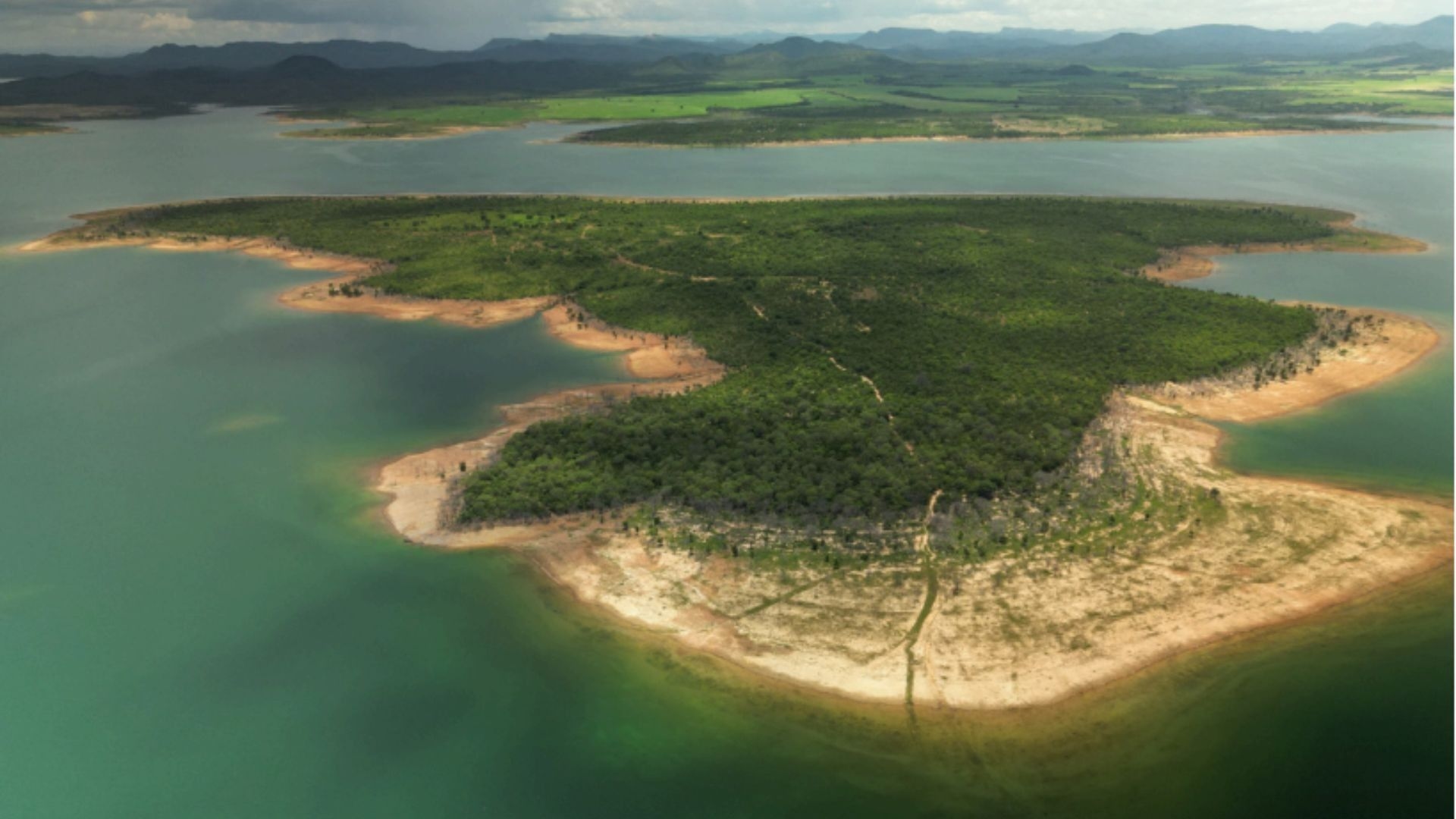 Ilha de 94 hectares à venda em Niquelândia, Goiás, por R$ 50 milhões. Reprodução: Globo