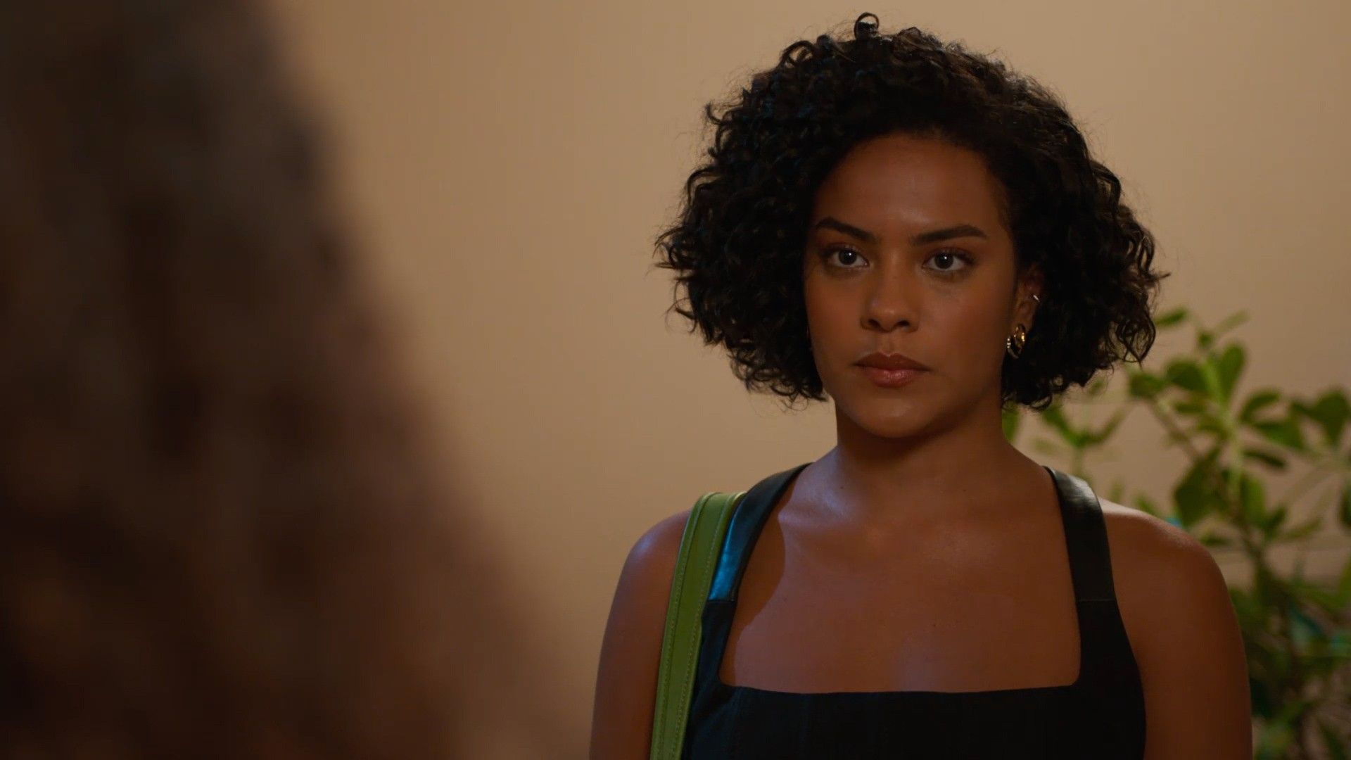 Mãe e filha enfrentam conflito intenso em cena marcante da novela das 9.; Reprodução: Globo