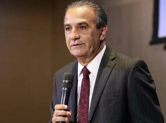 Malafaia diz que Bolsa Família impede Brasil de prosperar e critica o fim da escala 6×1. Fonte: VEJA