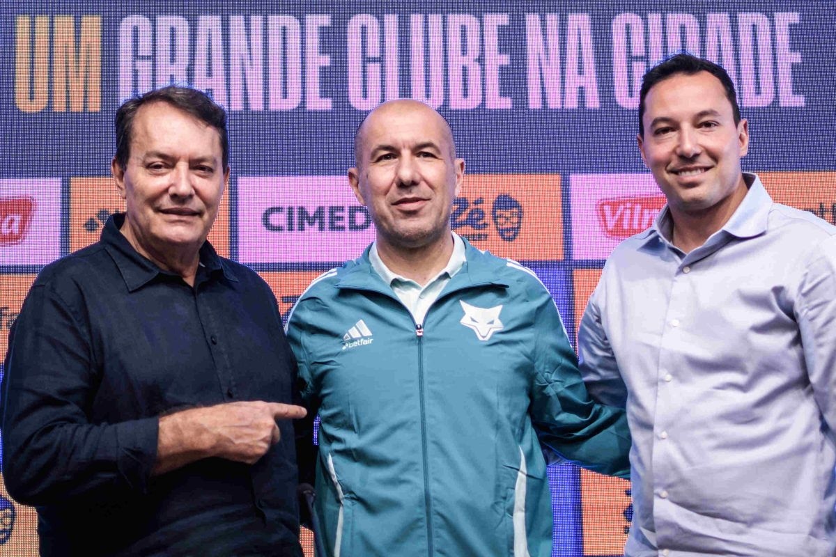 Leonardo Jardim assume como técnico do Cruzeiro em 2025