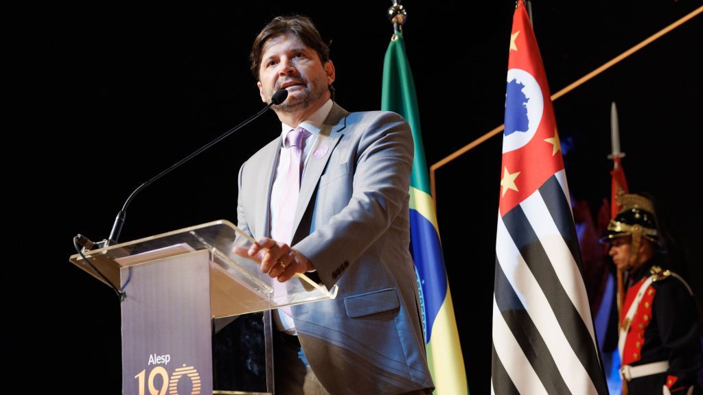 Deputados pedem reeleição de presidente da Alesp