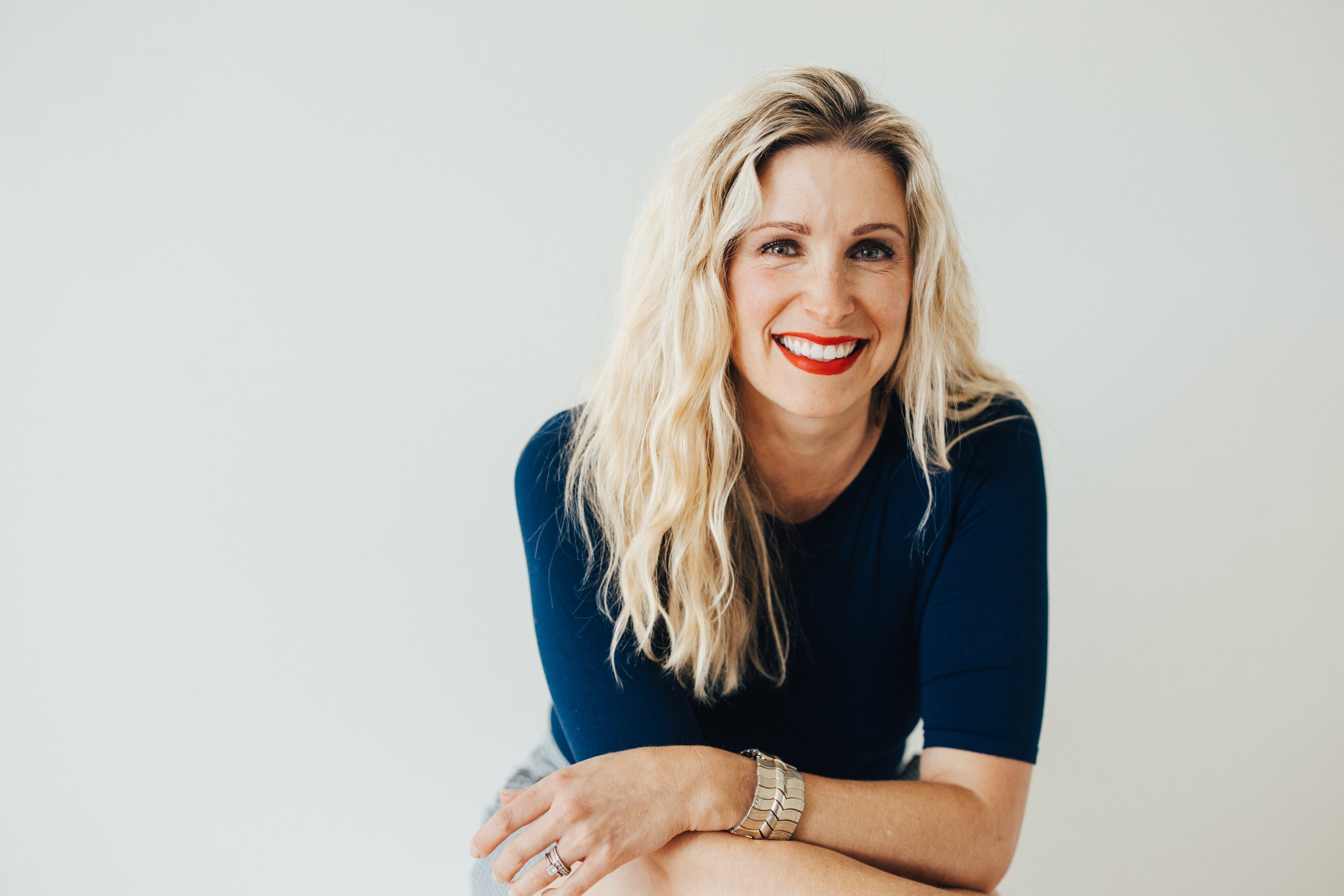 Rachel Amarante compartilha sua jornada como mãe e empreendedora, abordando a realidade por trás da perfeição. Reprodução: Business Insider