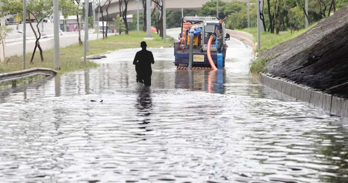 Enchente em SP causa morte de idoso e alagamentos severos