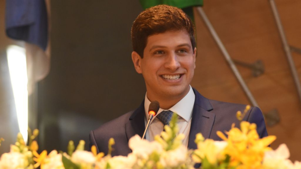 Dia do Frevo é comemorado em Recife com festividades